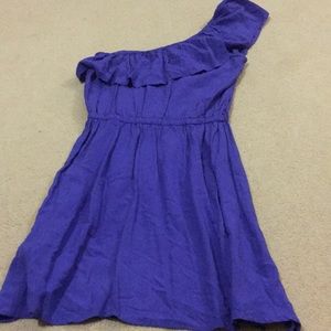 One shoulder dress